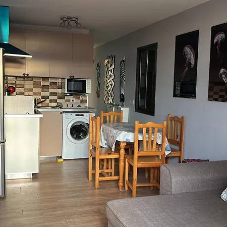 Urbanizacion Playa Del Sol Playa De La Arena 아파트